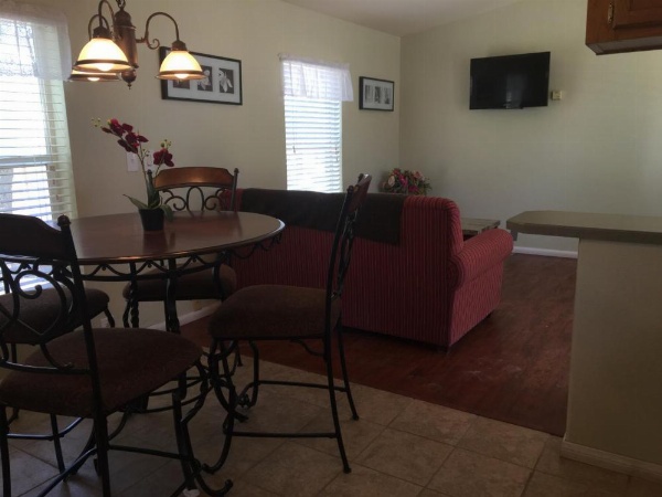 Olancha RV Park and Motel image 17