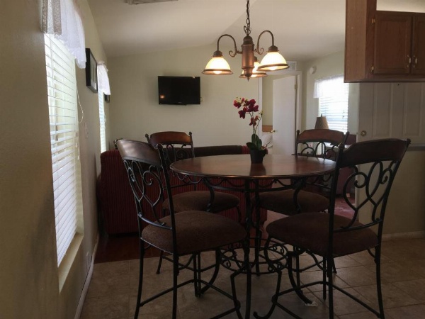 Olancha RV Park and Motel image 18