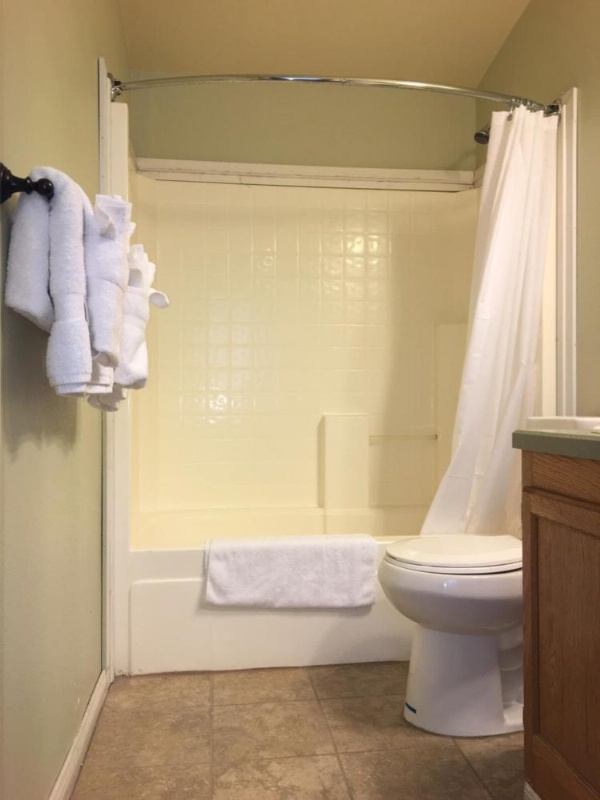 Olancha RV Park and Motel image 26