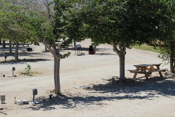 Olancha RV Park and Motel image 78